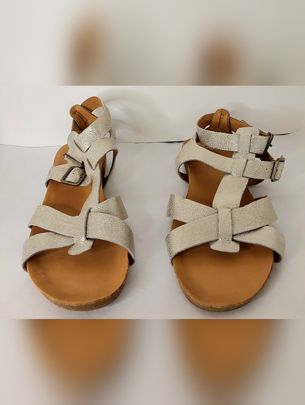 Kork-Ease Doughty Gladiator Light Gold Metallic Leather Flat Sandal US 10M